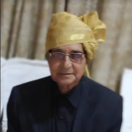 Girdharilal Sharma, Mentor