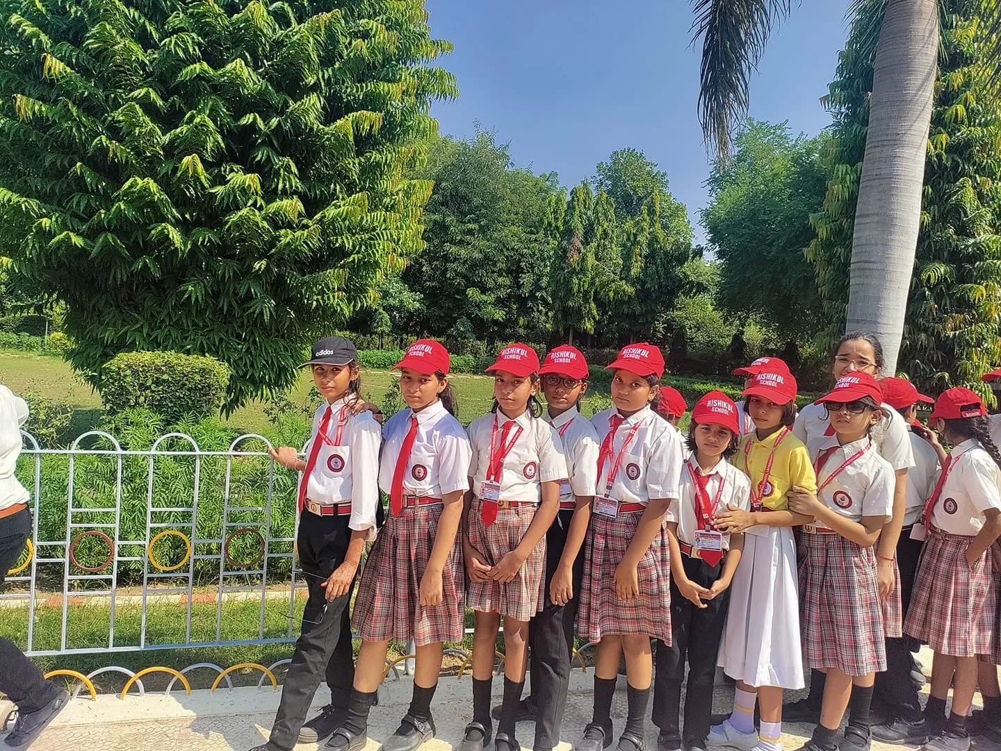 Pupils of the Vidyapeeth on a garden visit